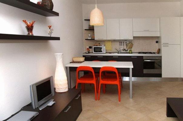 Cozy Lake Como Apartments Валмадрера Екстериор снимка