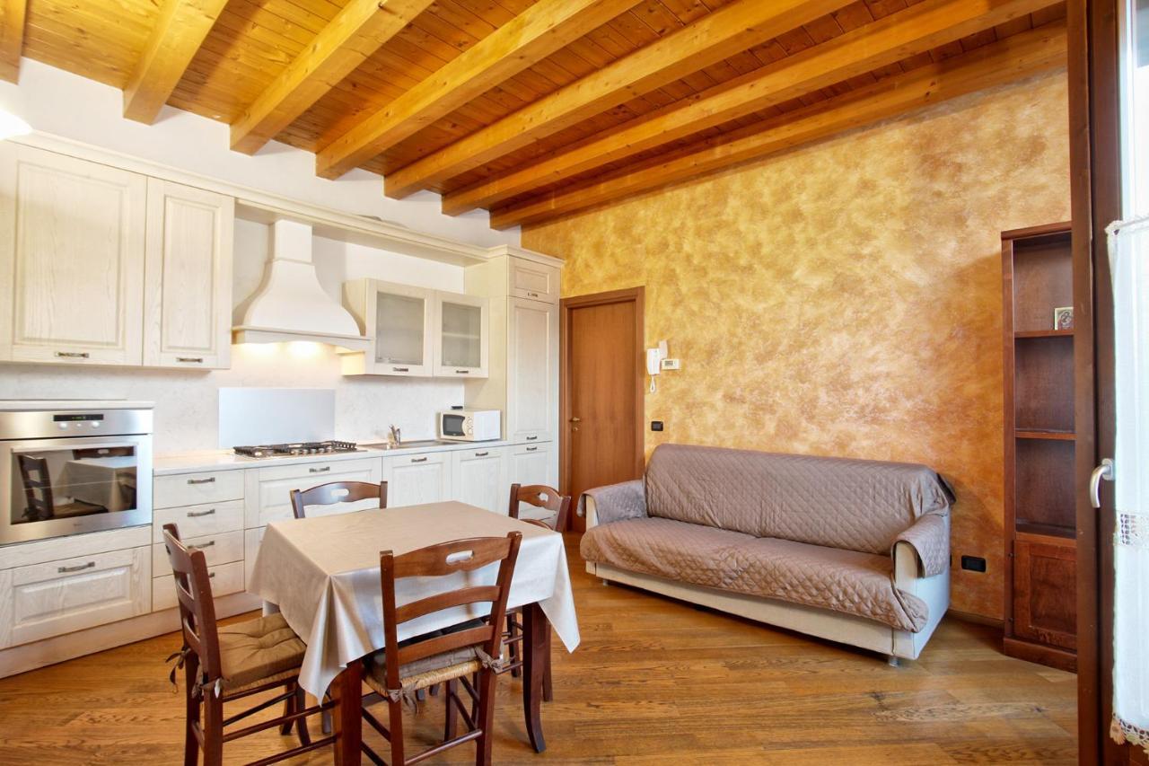 Cozy Lake Como Apartments Валмадрера Екстериор снимка